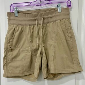 The North Face Khaki Women's Hiking Shorts | Size Small Long